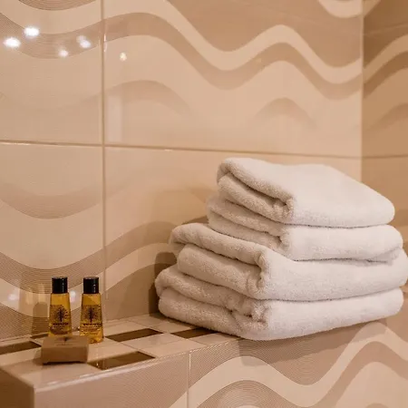 Retrohouse -wypoczynek Bez Dzieci-sauna-jacuzzi-rowery Zadzwon ! (adults Only) Bed and Breakfast Reda