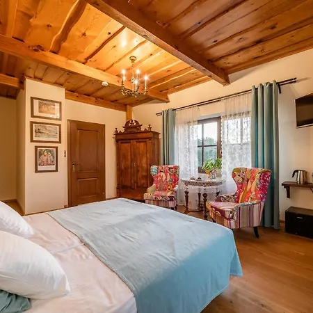 Bed & Breakfast Retrohouse -wypoczynek Bez Dzieci-sauna-jacuzzi-rowery Zadzwon ! (adults Only) 3*