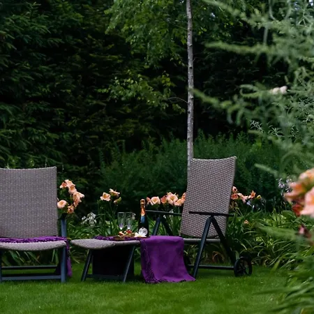Bed & Breakfast Retrohouse - Wypoczynek Dla Doroslych, 3*