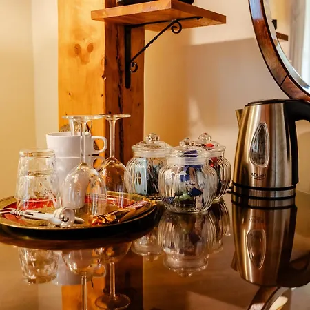 Retrohouse - Wypoczynek Dla Doroslych, Bed & Breakfast