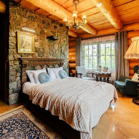 Bed & Breakfast Retrohouse -wypoczynek Bez Dzieci-sauna-jacuzzi-rowery Zadzwon ! (adults Only) 3*