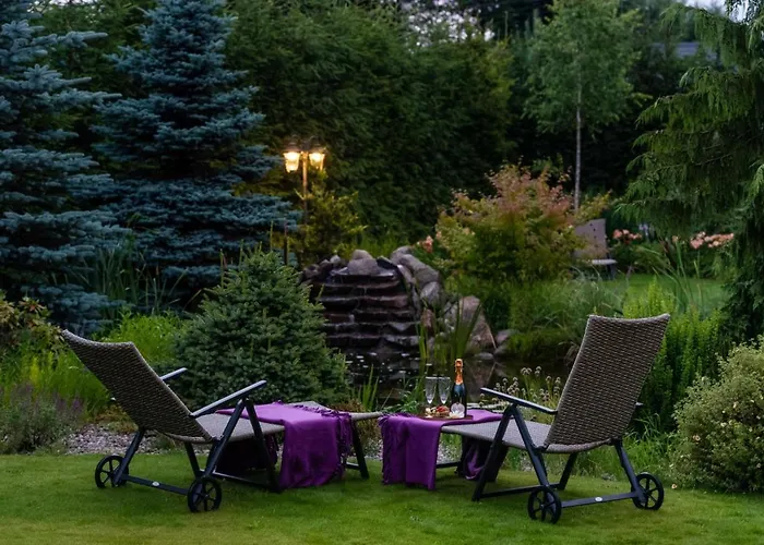 Retrohouse -wypoczynek Bez Dzieci-zadzwon ! (adults Only) Bed and Breakfast