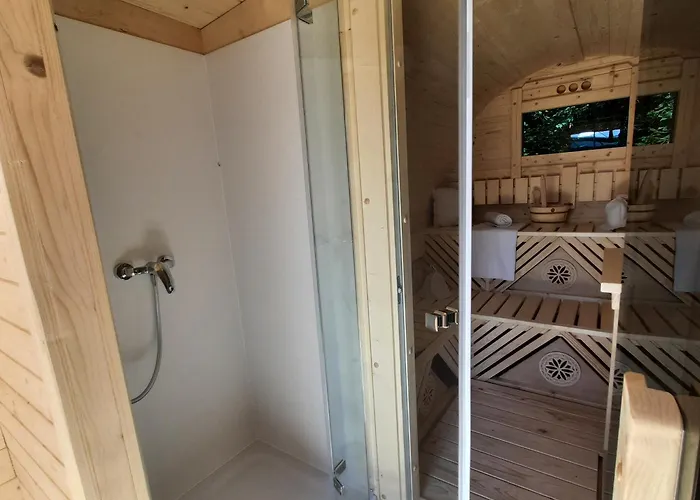 Bed and Breakfast Retrohouse -wypoczynek Bez Dzieci-zadzwon ! (adults Only) 3*