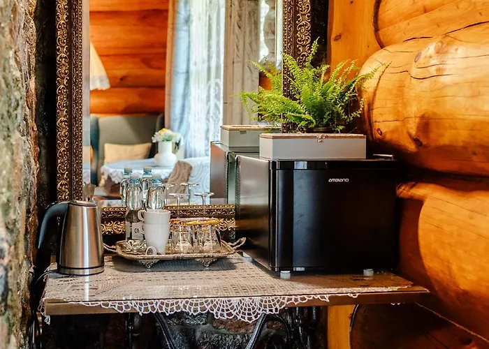 Retrohouse -wypoczynek Bez Dzieci-zadzwon ! (adults Only) Bed and breakfast