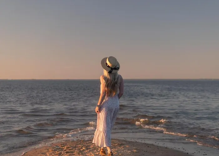 Retrohouse -wypoczynek Bez Dzieci-zadzwon ! (adults Only) Bed and Breakfast