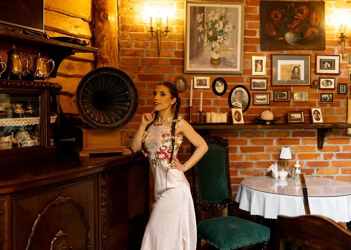 Retrohouse -wypoczynek Bez Dzieci-zadzwon ! (adults Only) Bed & Breakfast